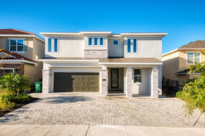 Lovely Home by Rentyl Near Disney with Private Pool, Pool Table, Wet Bar & Resort Amenities - 300F